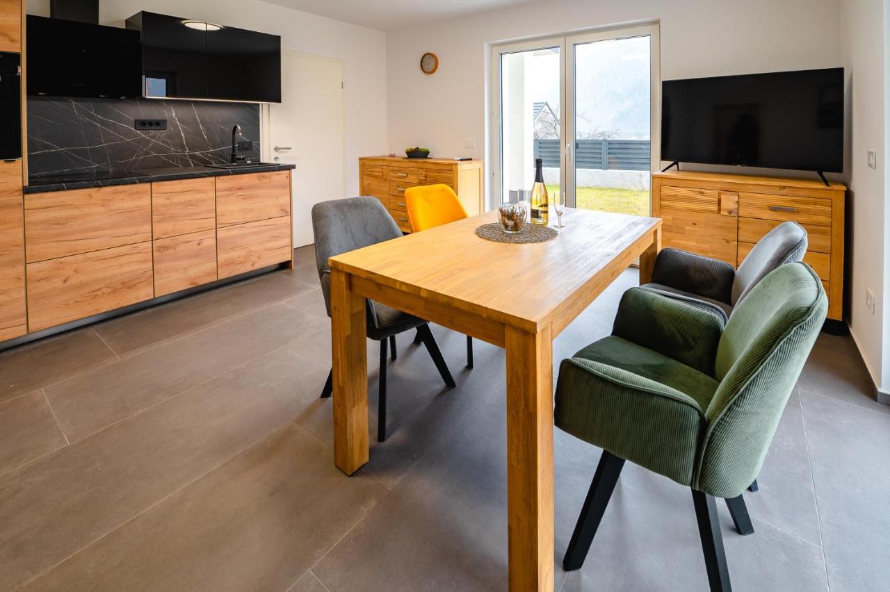 Apartments Luxury Ad Jesenice Ngoại thất bức ảnh