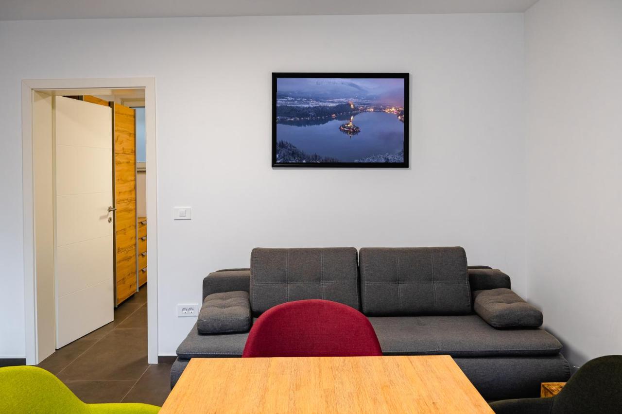 Apartments Luxury Ad Jesenice Ngoại thất bức ảnh