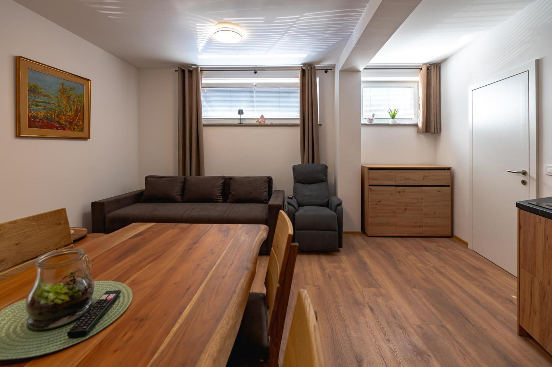 Apartments Luxury Ad Jesenice Ngoại thất bức ảnh
