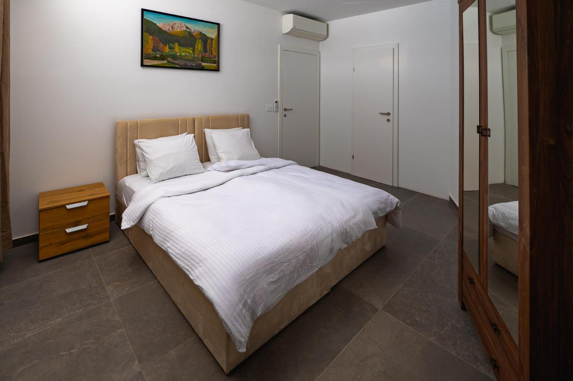 Apartments Luxury Ad Jesenice Ngoại thất bức ảnh