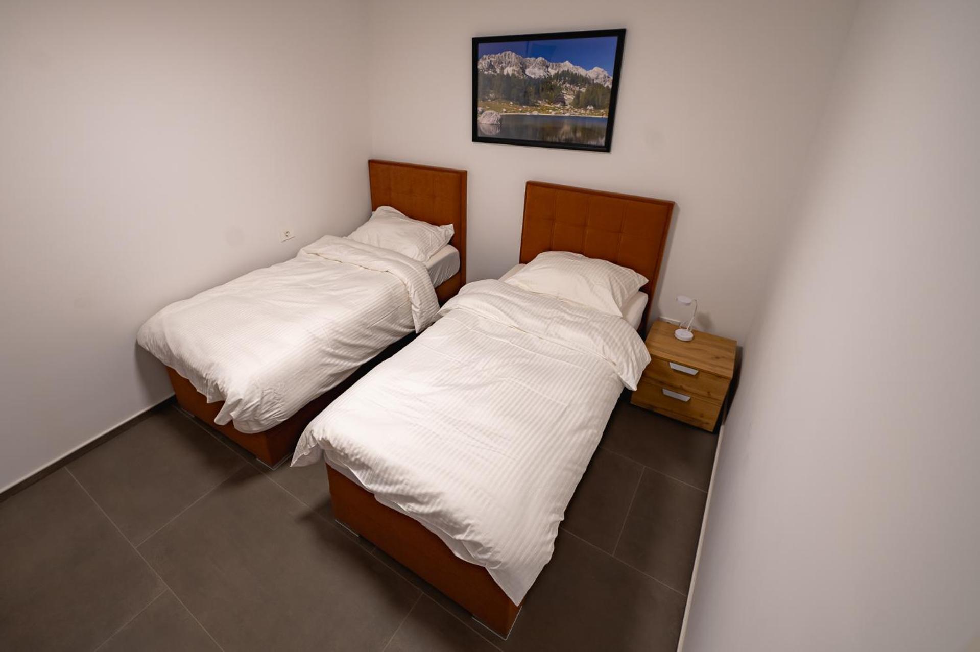 Apartments Luxury Ad Jesenice Ngoại thất bức ảnh